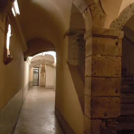 à 3 Min Des Jacobins Appartamento *