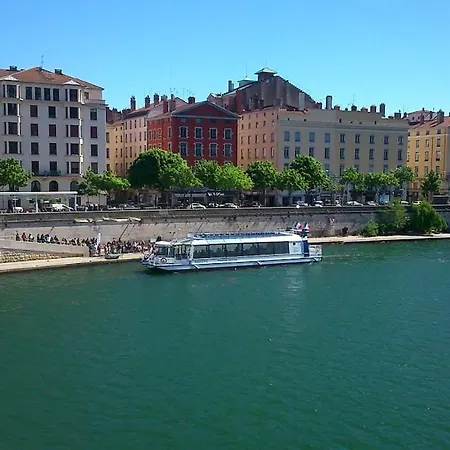 à 3 Min Des Jacobins *